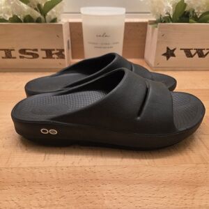 OOFOS OOahh Recovery Slide Sandals Black Womens Size 6